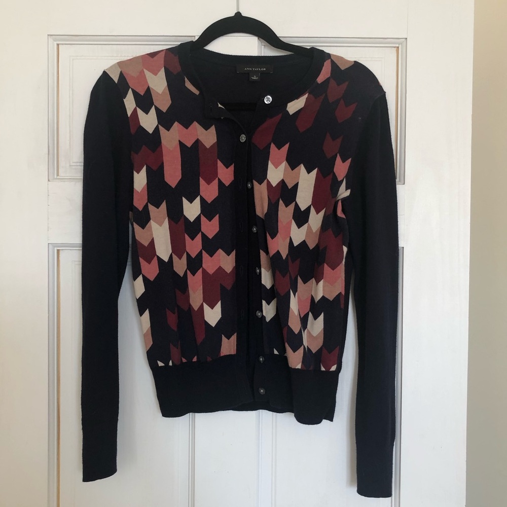 Ann Taylor patterned button down sweater